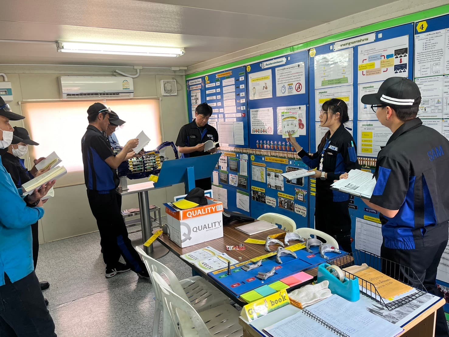 เดือนแห่งคุณภาพ 2024 — สร้างการสื่อสารที่มีประสิทธิภาพเพื่อยับยั้งปัญหา — 2/14