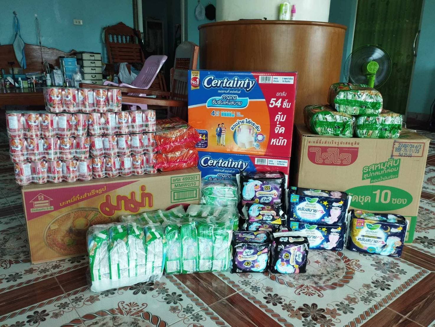 พนักงาน SAM ร่วมใจช่วยเหลือพี่น้องชาวภาคเหนือ สู้ภัยน้ำท่วม — 6/8