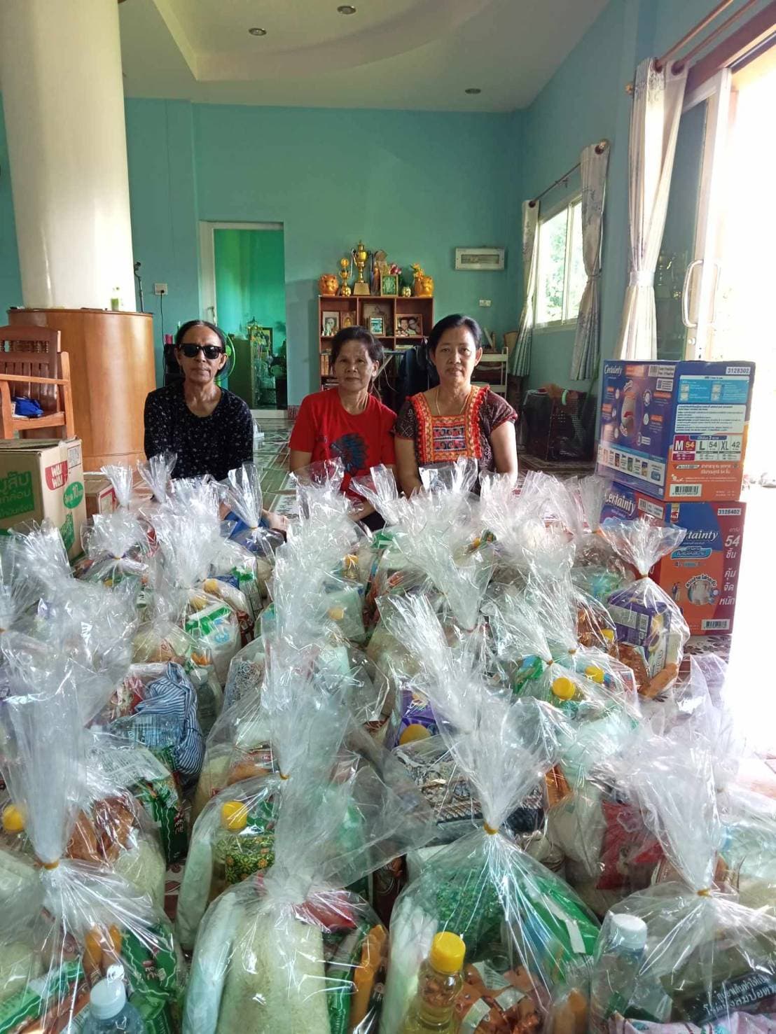 พนักงาน SAM ร่วมใจช่วยเหลือพี่น้องชาวภาคเหนือ สู้ภัยน้ำท่วม — 8/8