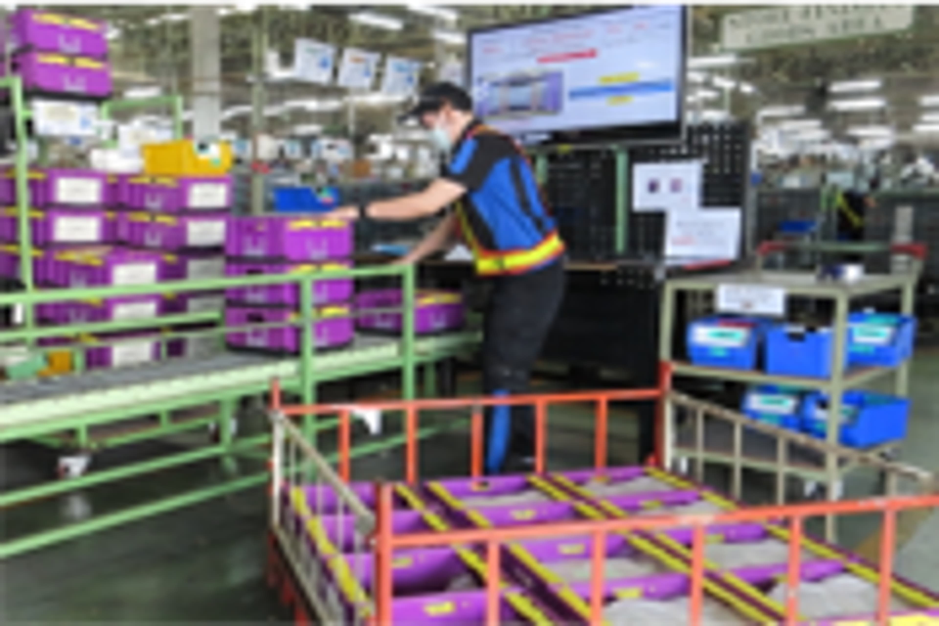 Prepare parts in delivery area